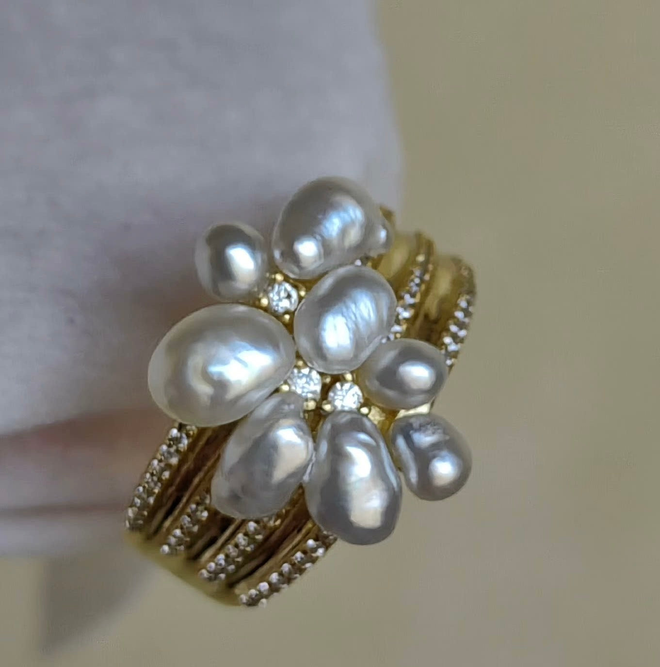 Keshi South White Seapearl Ring