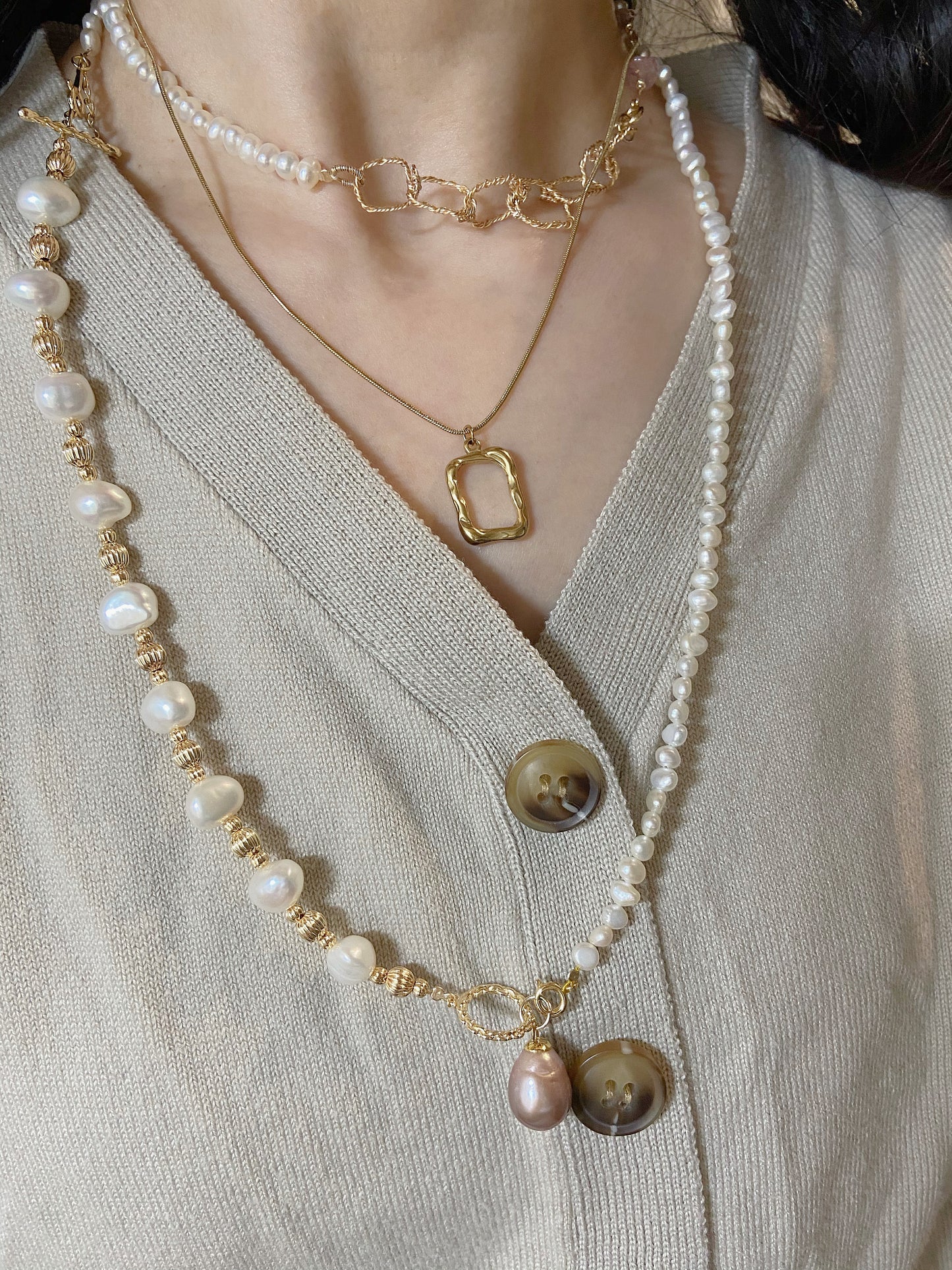 Multipurpose pearl necklace