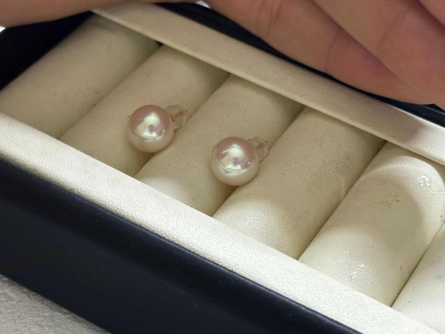 10-11mm freshwater Pearl Stud