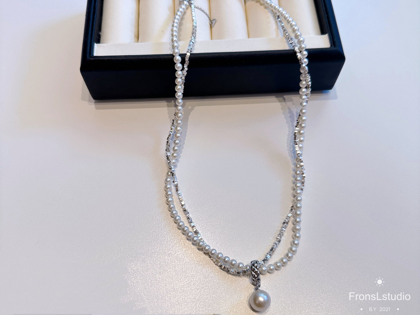 Silver Pearl  Necklace