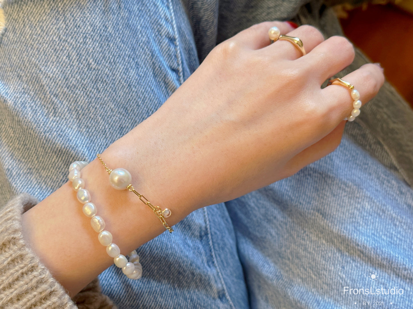 Betsy Baroque pearl Bracelet