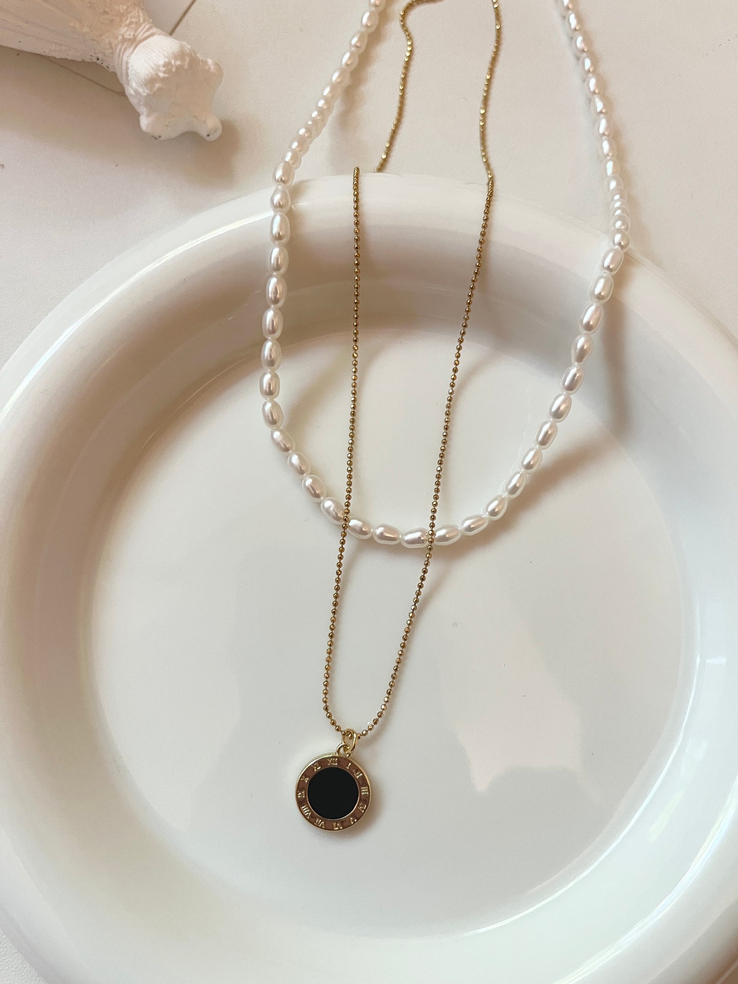 Black Pendant Necklace