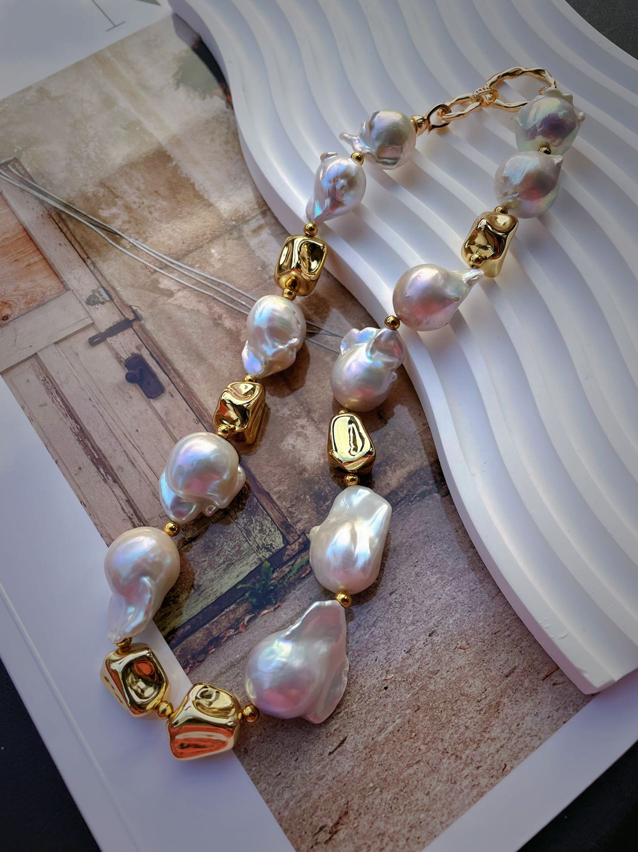 Baroque Pearl Choker