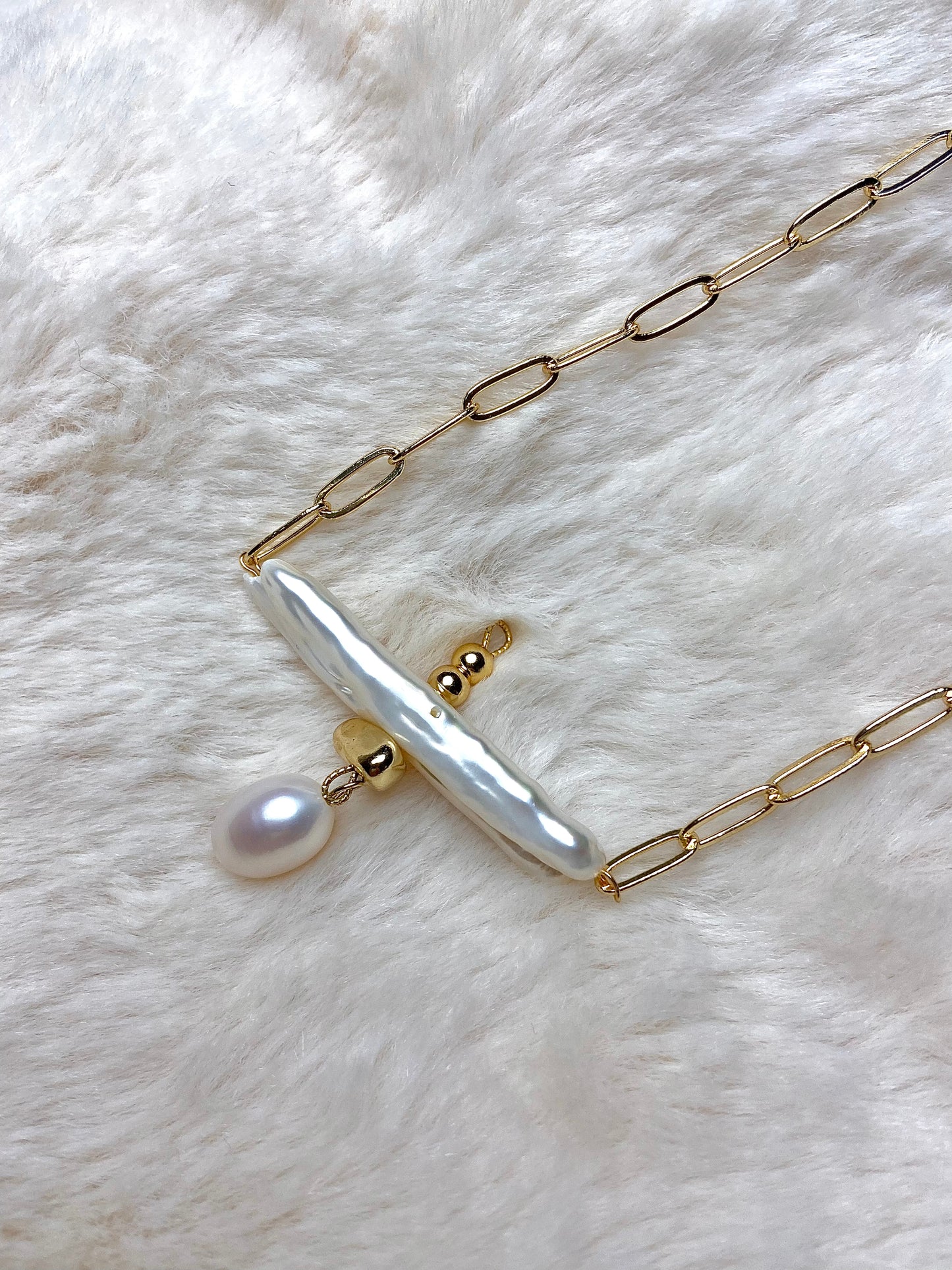 Balance pearl Necklace