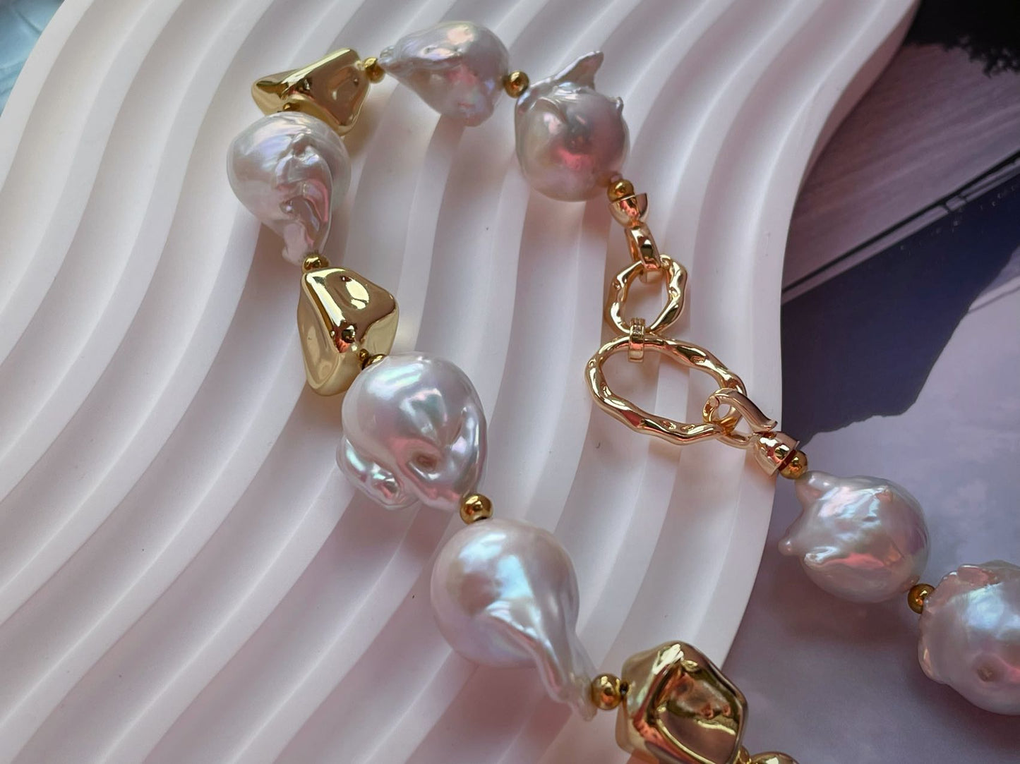 Baroque Pearl Choker