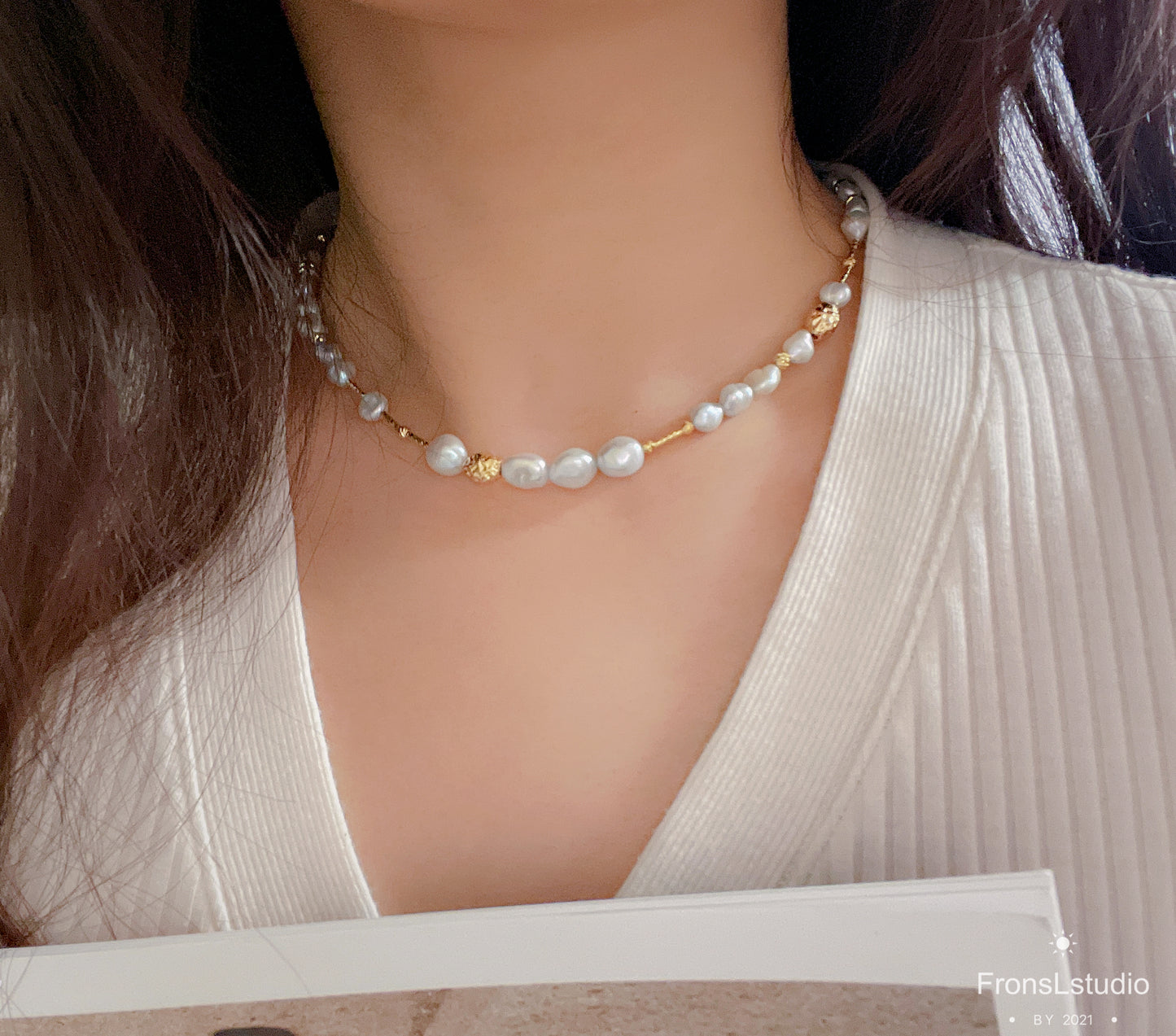 Glacier Baroque Pearl necklace