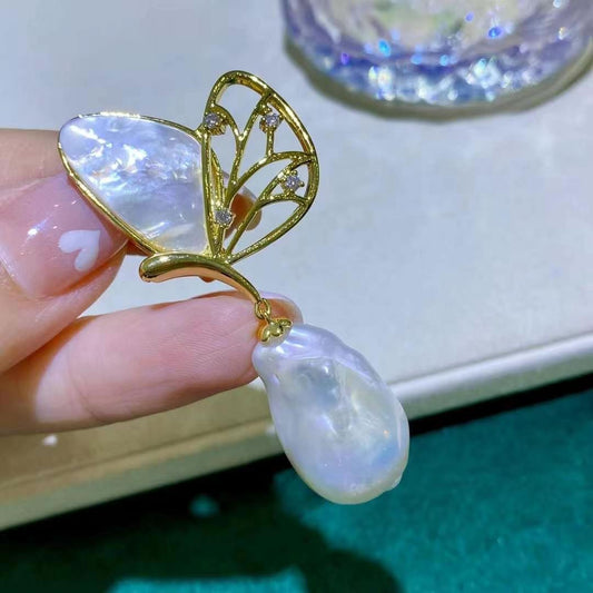 Butterfly Baroque Pearl Brooch