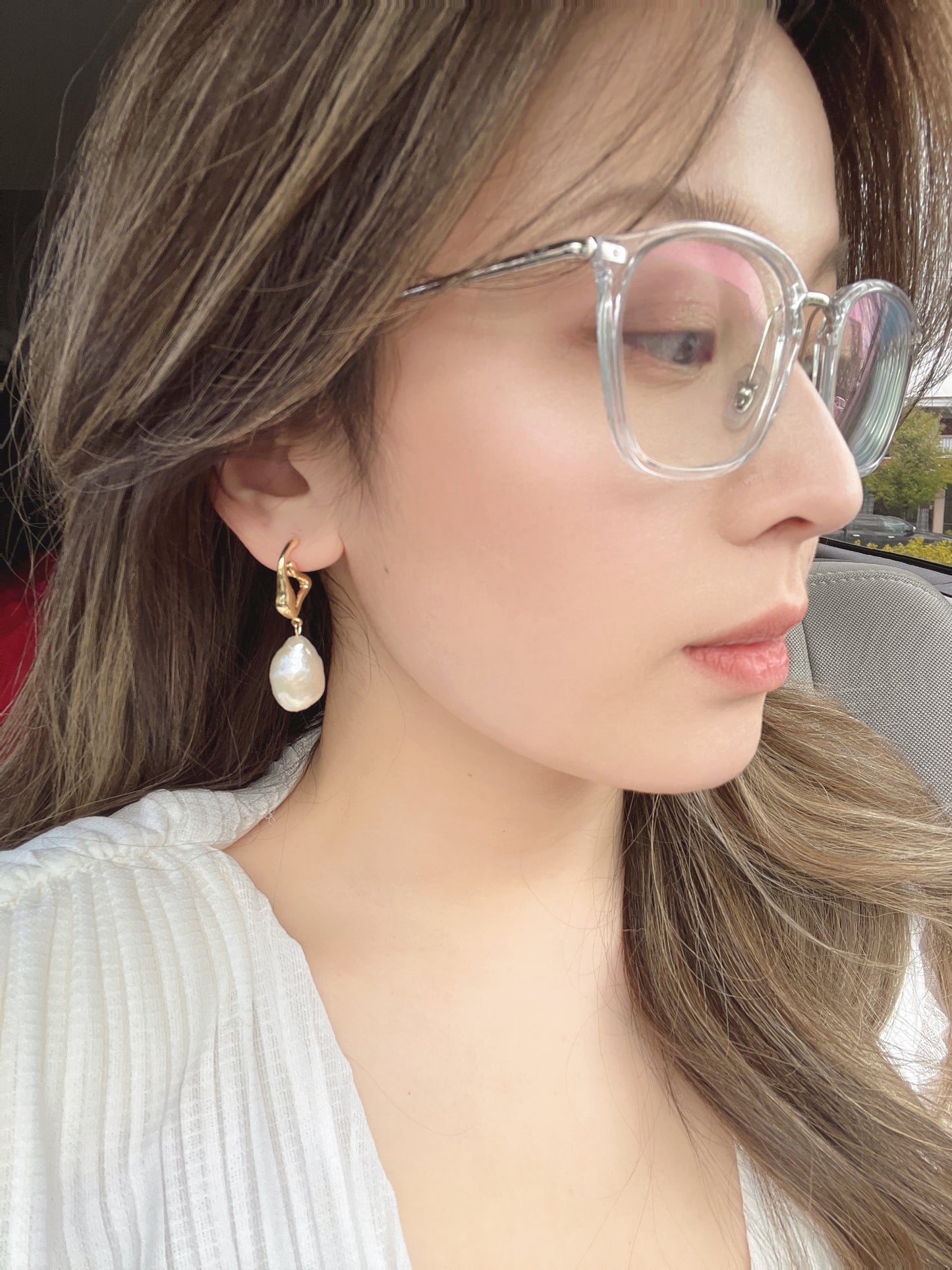 Jefanny Pearl Earrings