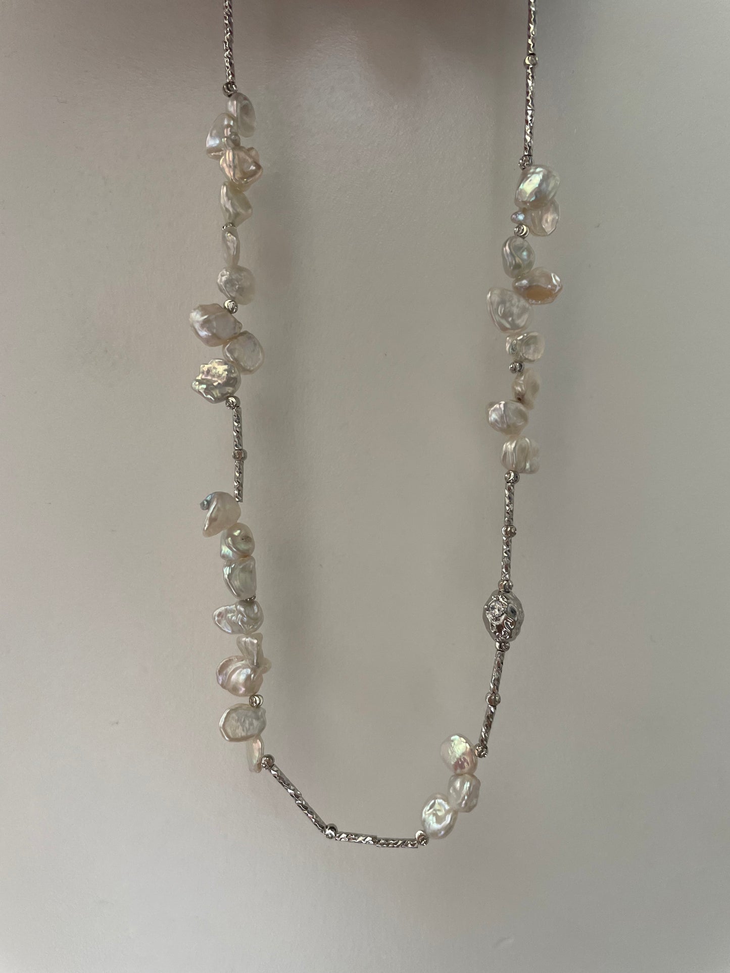 Petal Baroque Pearl necklace