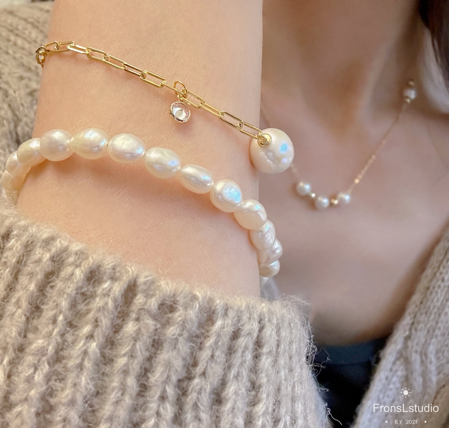 Betsy Baroque pearl Bracelet